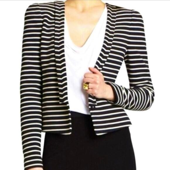 BCBGMaxAzria Jackets & Blazers - BCBGMAXAZRIA Hendrix black and white stripe knit blazer size XS